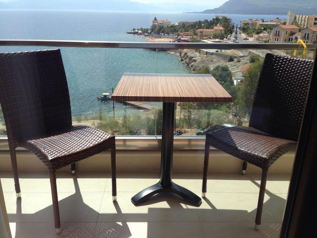 Lydia Apartments Лутра Едипсу Екстериор снимка