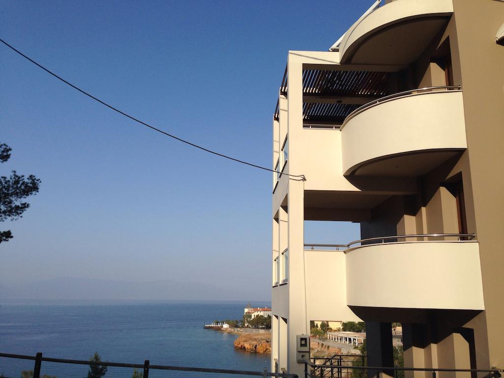 Lydia Apartments Лутра Едипсу Екстериор снимка